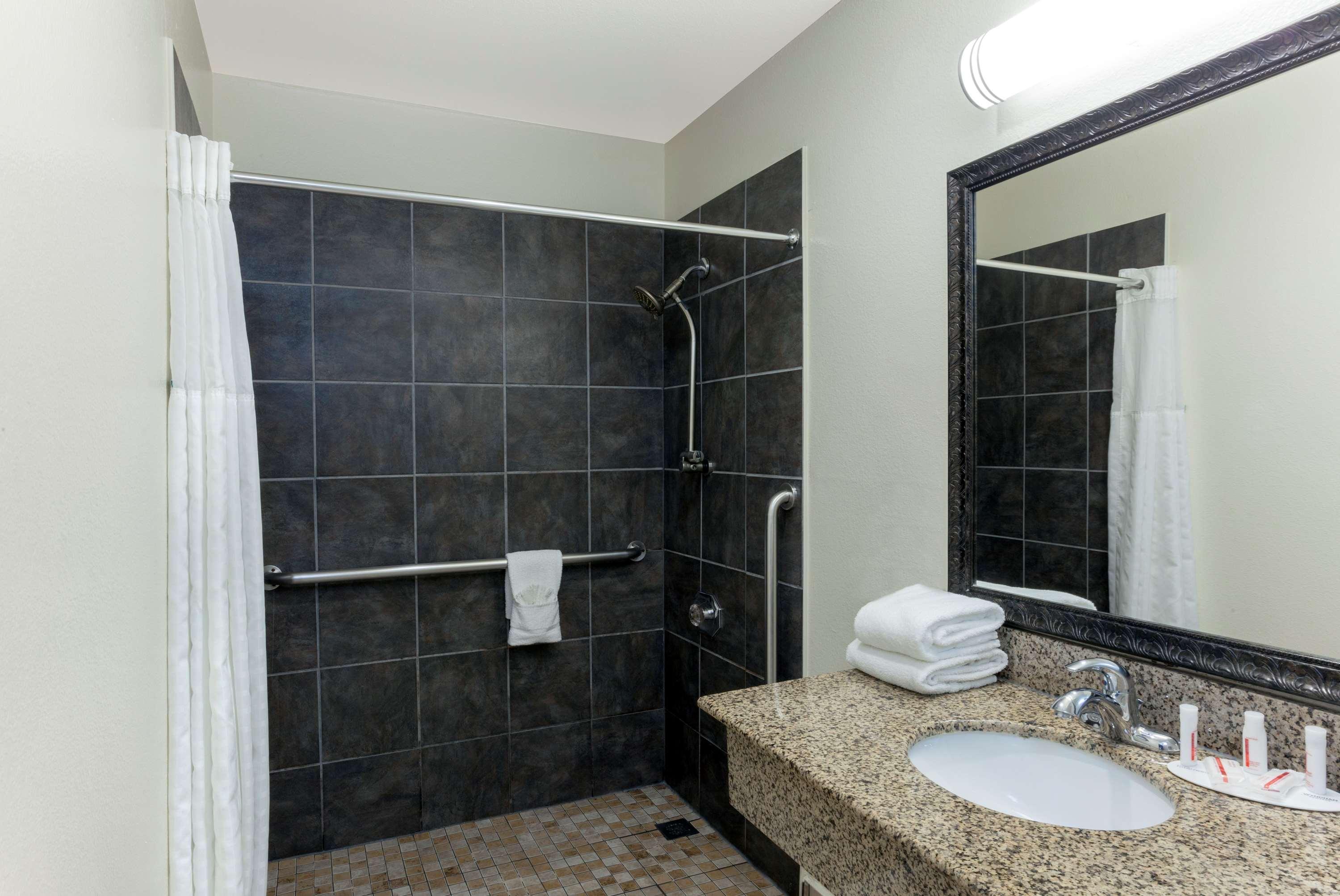 Super 8 By Wyndham San Diego Hotel Circle Εξωτερικό φωτογραφία