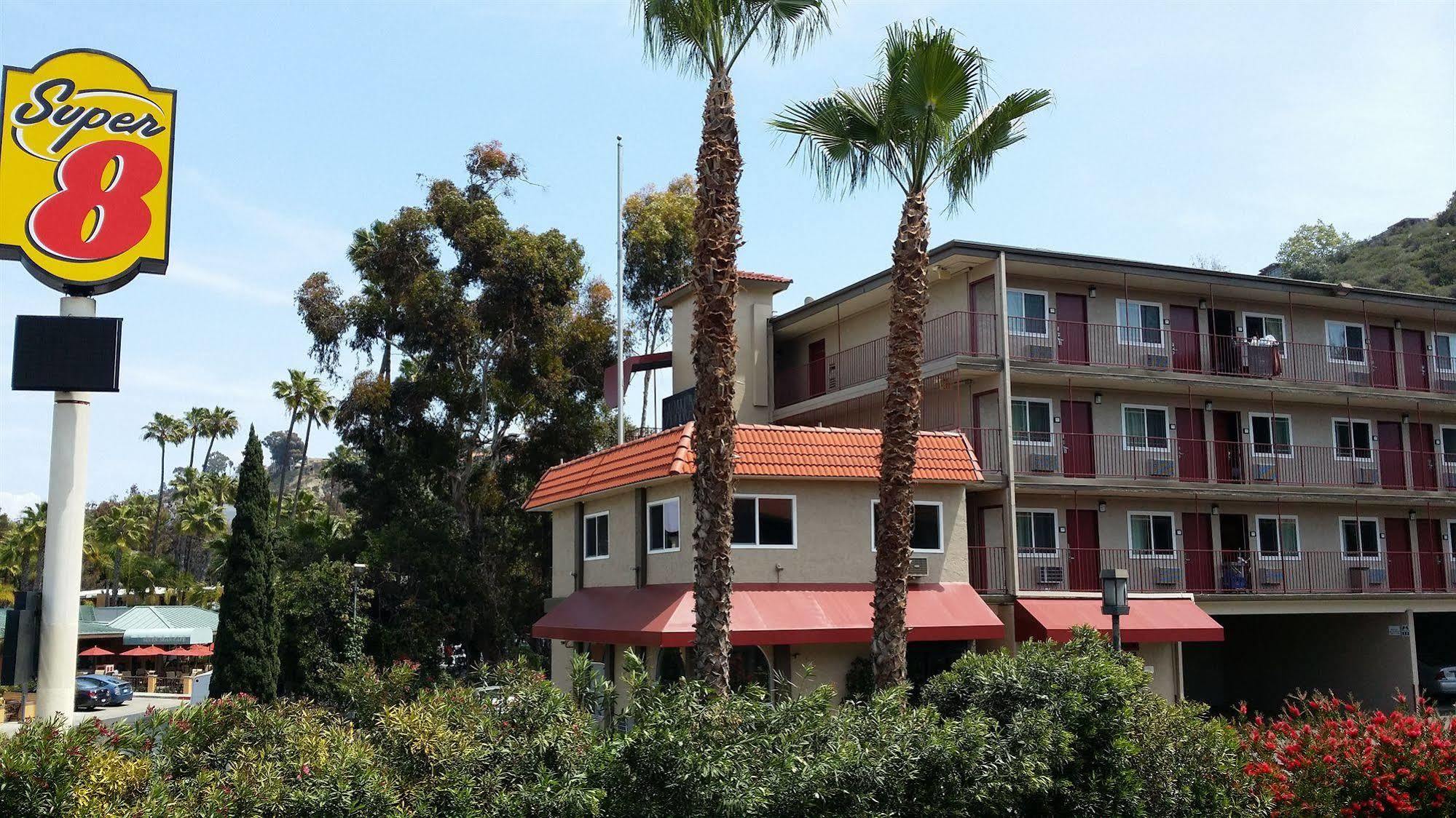 Super 8 By Wyndham San Diego Hotel Circle Εξωτερικό φωτογραφία