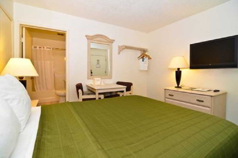 Super 8 By Wyndham San Diego Hotel Circle Εξωτερικό φωτογραφία